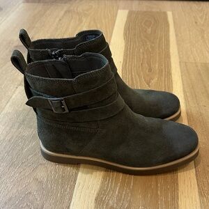 UGG Women's Dark Green Ankle Boots